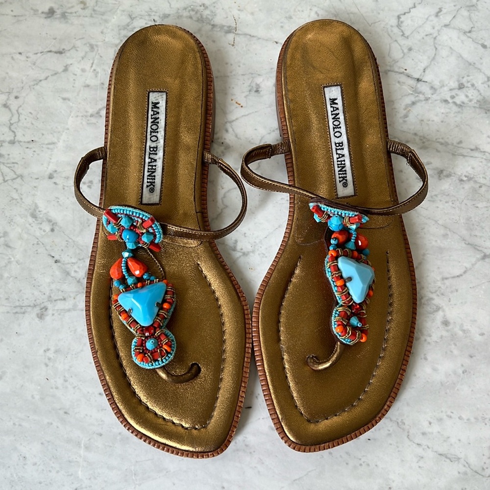 Authentic Manolo Blahnik Gold Leather Sandals. Size 37.